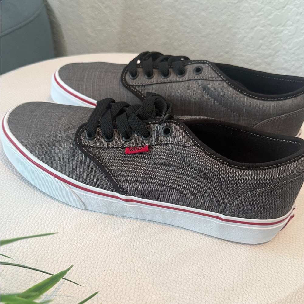 Vans Men's Charcoal and Black Sneakers